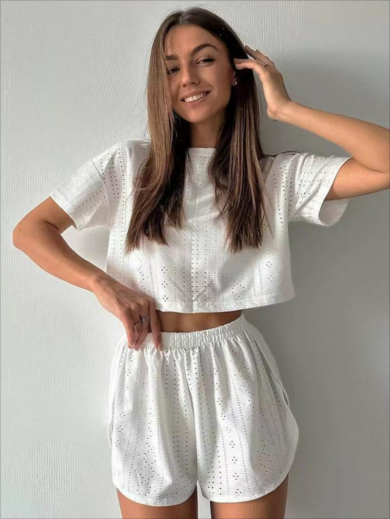 Ensemble Deux Pièces Femme – Crop Top et Short – Tissu Respirant – Coupe Décontractée