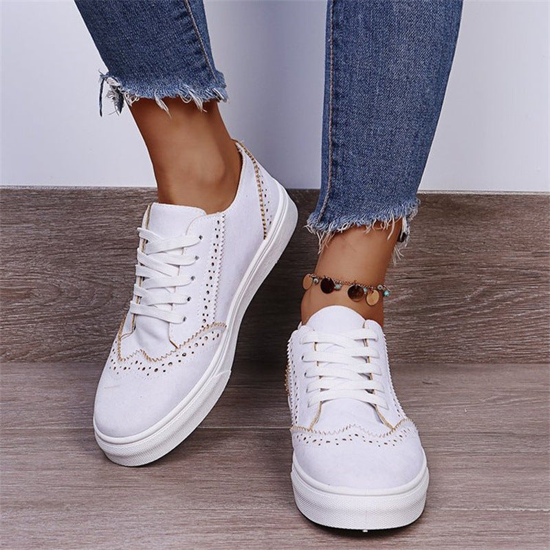 Baskets femme – Tige basse – Semelle compensée – Confort respirant – Fermeture à lacets