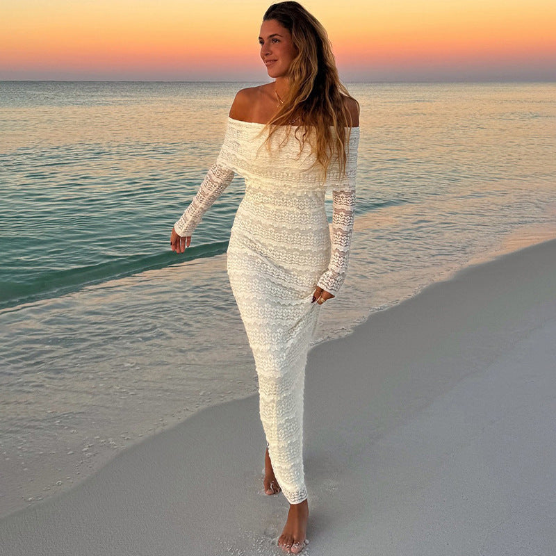 Robe longue femme – Dentelle élégante – Coupe ajustée – Épaules dénudées manches longues