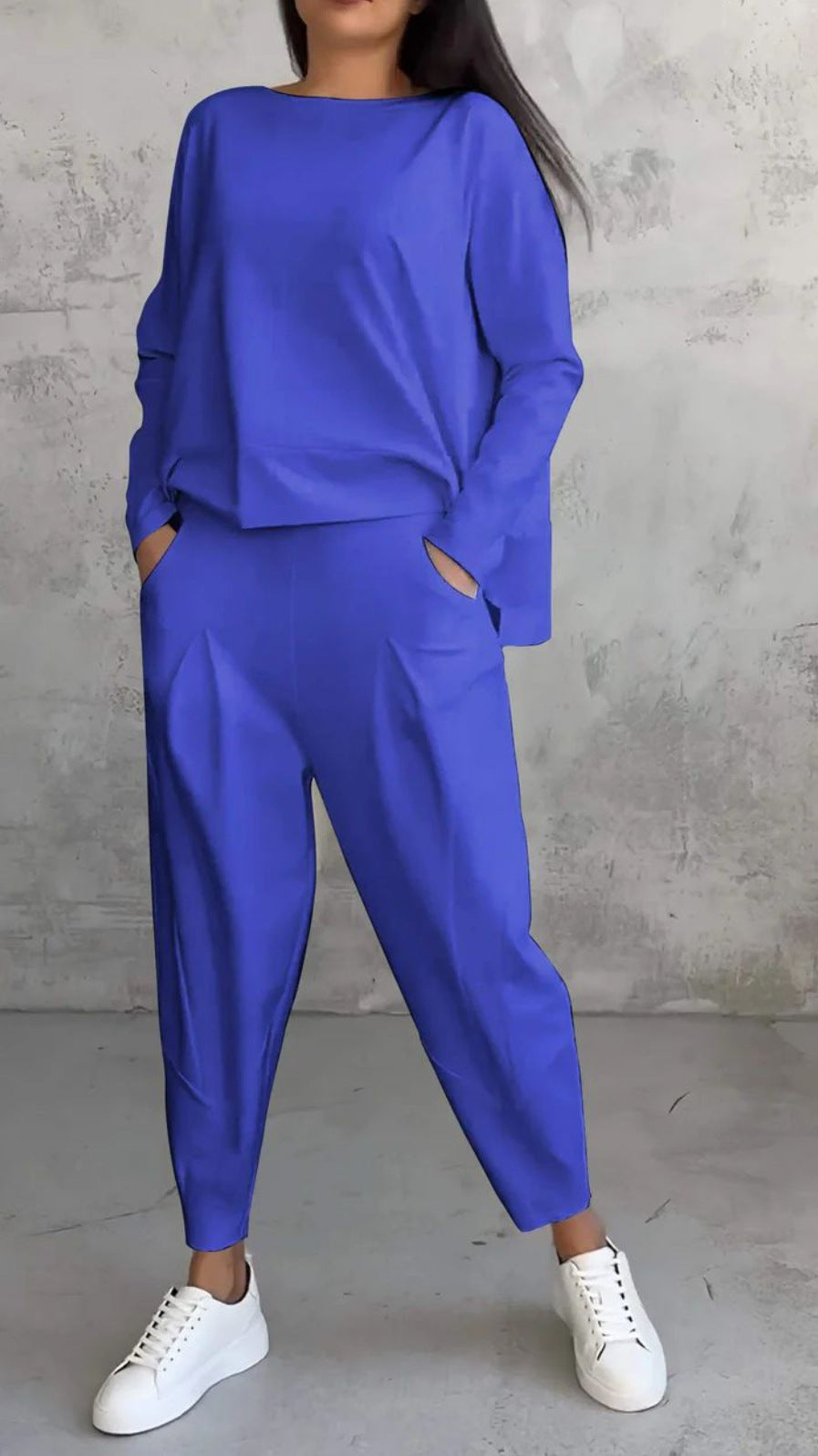 Costume Femme Deux Pièces – Coupe Slim – Haut Manches Longues Col Rond – Pantalon Fuselé