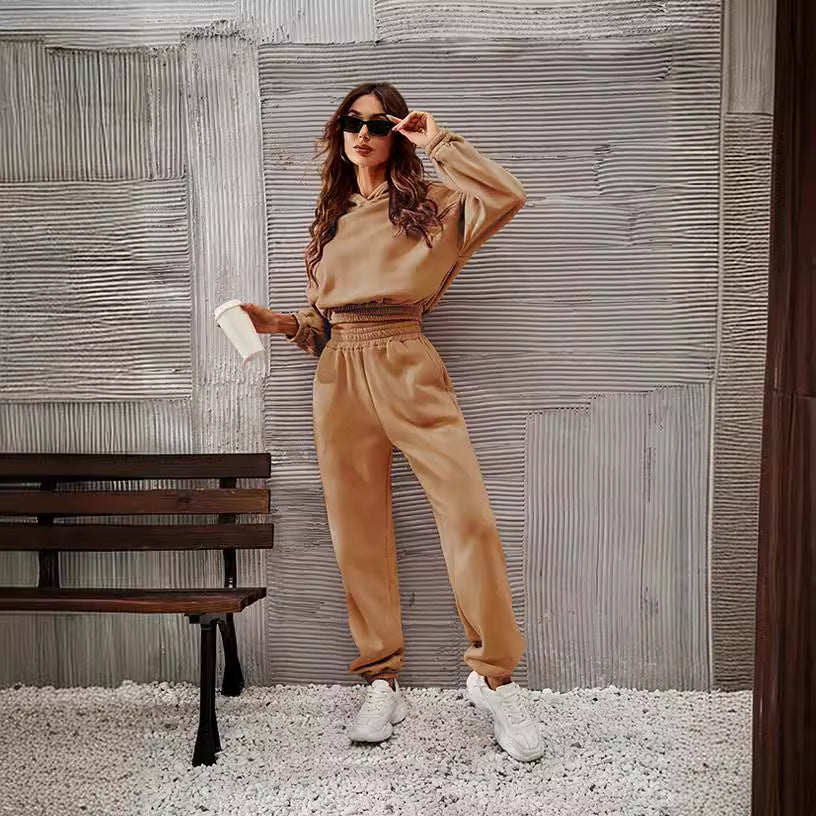 Survêtement Femme – Coupe Décontractée – Maille Douce – Capuche – Pantalon Fuselé