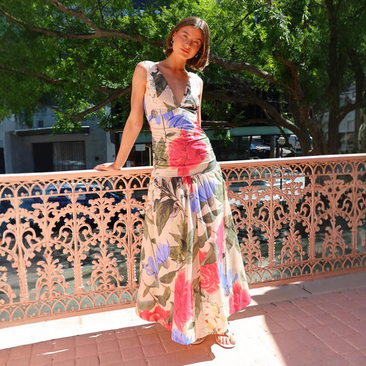 Robe longue femme – Coupe ajustée – Décolleté V – Bretelles fines – Motif fleuri