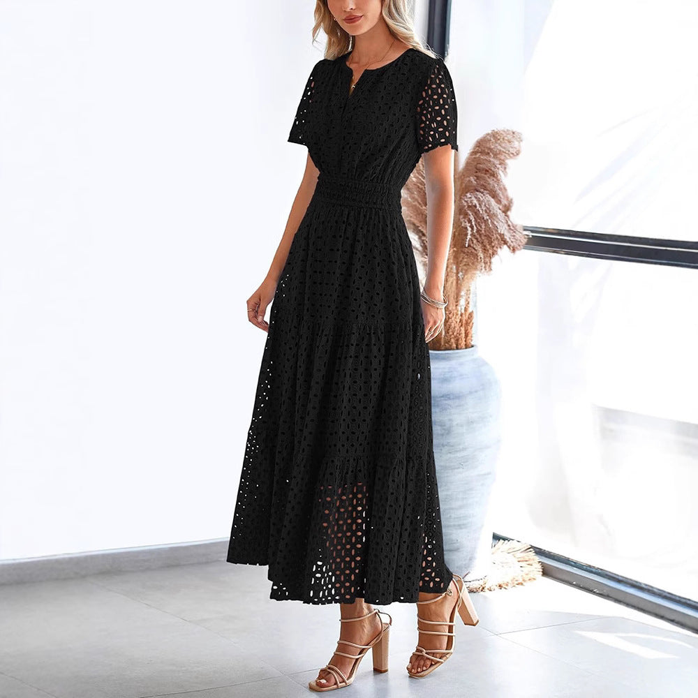 Robe longue femme – Dentelle brodée – Coupe fluide – Manches courtes – Col en V