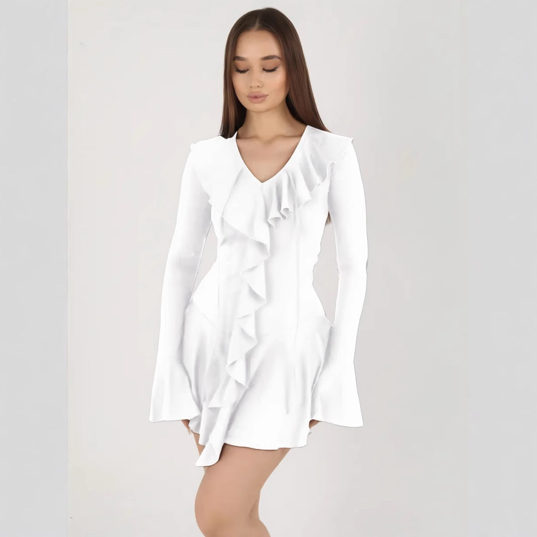 Robe Mini Femme – Coupe Ajustée – Décolleté V – Volants – Manches Évasées – Ourlet Évasé