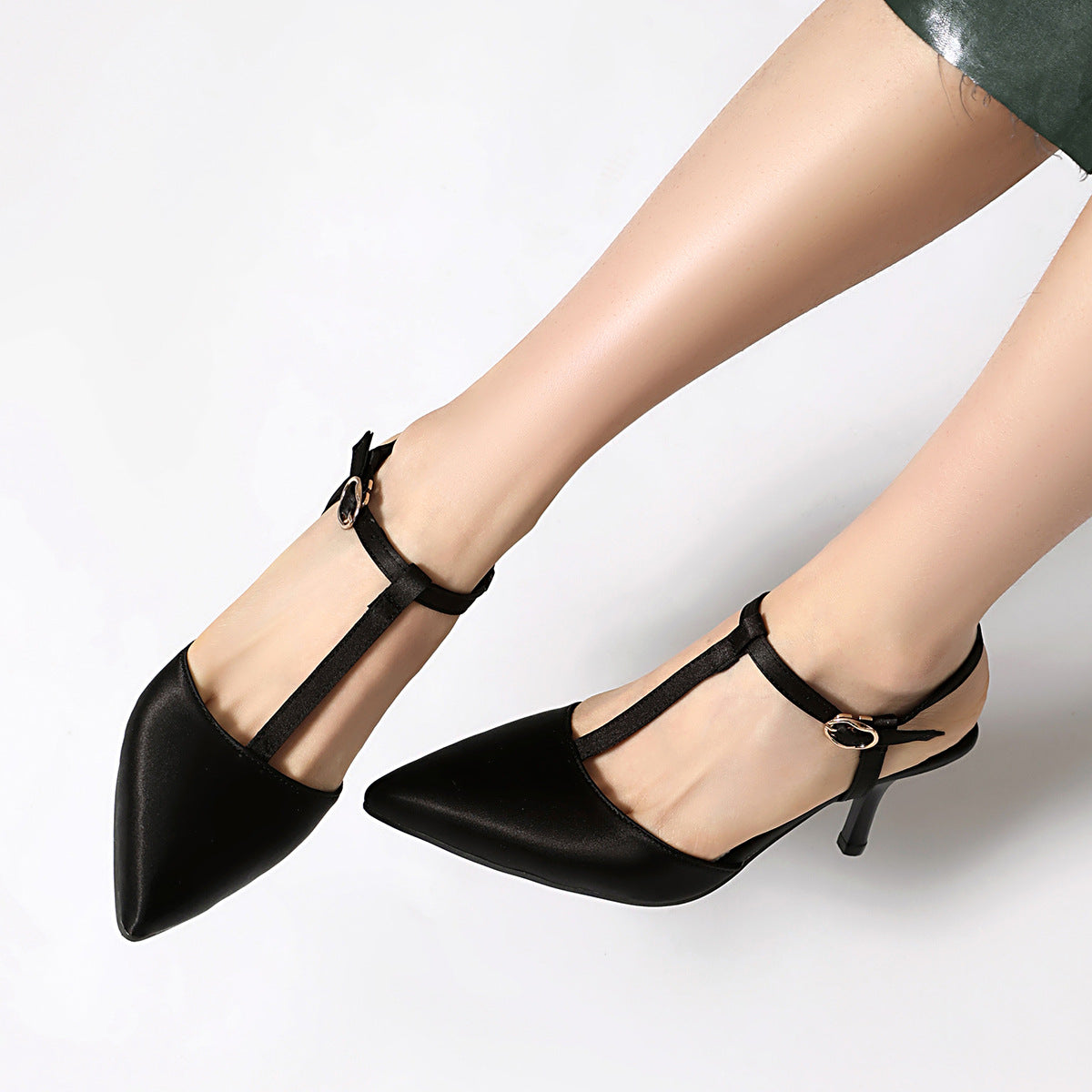 Sandales à talons hauts femme – Bout pointu – Bride en T – Ajustables élégantes