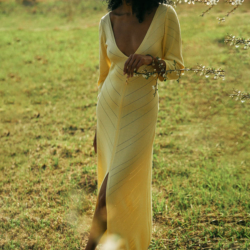 Robe longue femme – Maille fine – Coupe ajustée – Fente haute – Décolleté en V