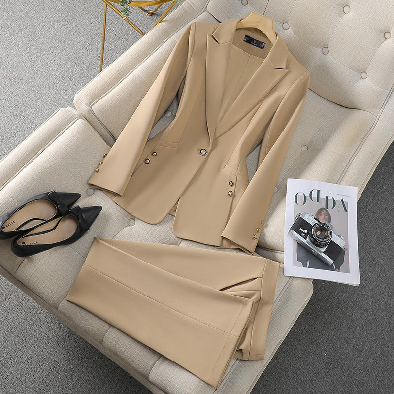 Tailleur pantalon femme – Coupe cintrée – Blazer 1 bouton – Tissu fluide élégant