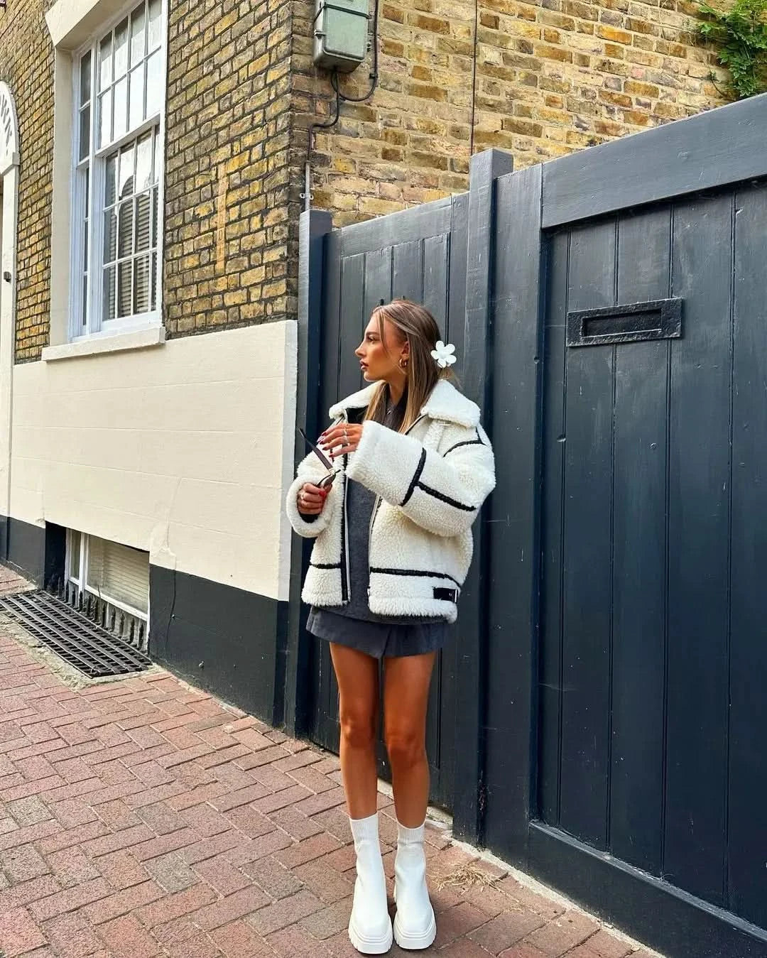 Veste à col montant classique, confortable et polyvalente pour femme