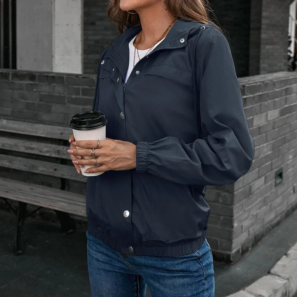 Manteau Trench Femme – Imperméable à Capuche – Coupe Décontractée – Boutons Pression