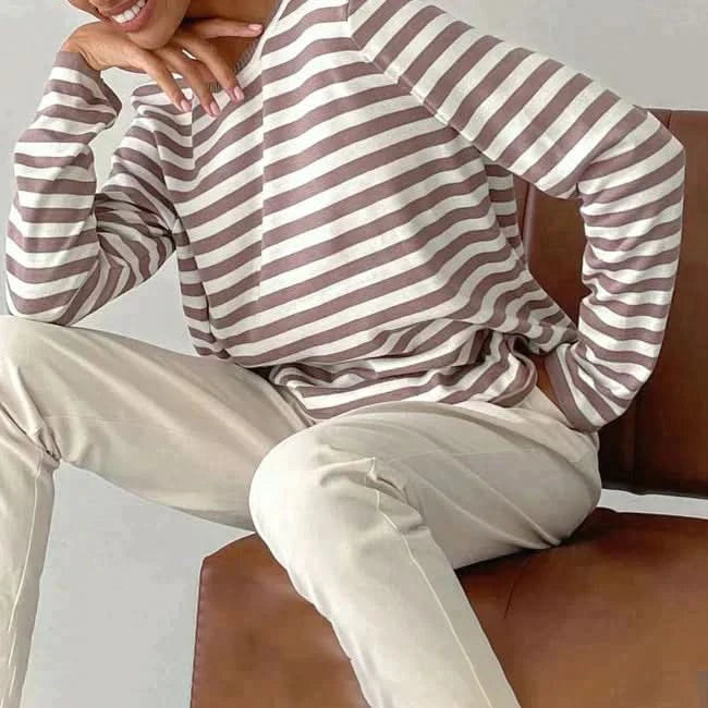 Haut rayé chic, confortable et classique pour femme