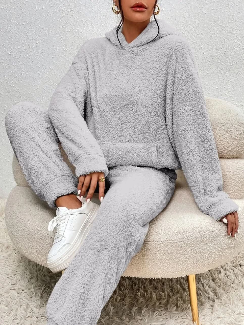 Ensemble Loungewear Femme - Tissu Doux et Chaud - Confort Optimal - Style Élégant et Décontracté