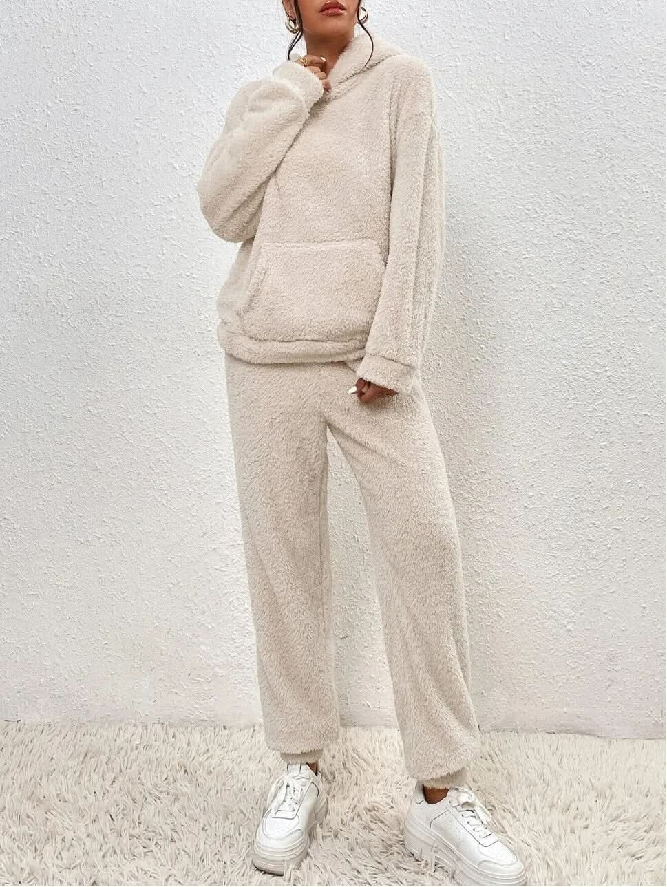 Ensemble Loungewear Femme - Tissu Doux et Chaud - Confort Optimal - Style Élégant et Décontracté