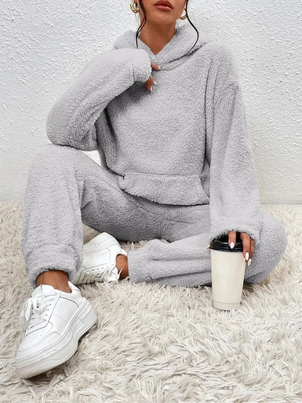Ensemble Loungewear Femme - Tissu Doux et Chaud - Confort Optimal - Style Élégant et Décontracté