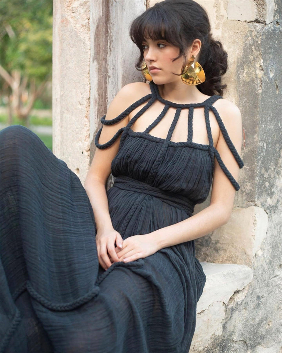 Robe Maxi Femme - Décolleté Halter - Plissée Élégante - Coupe Ample et Fluide