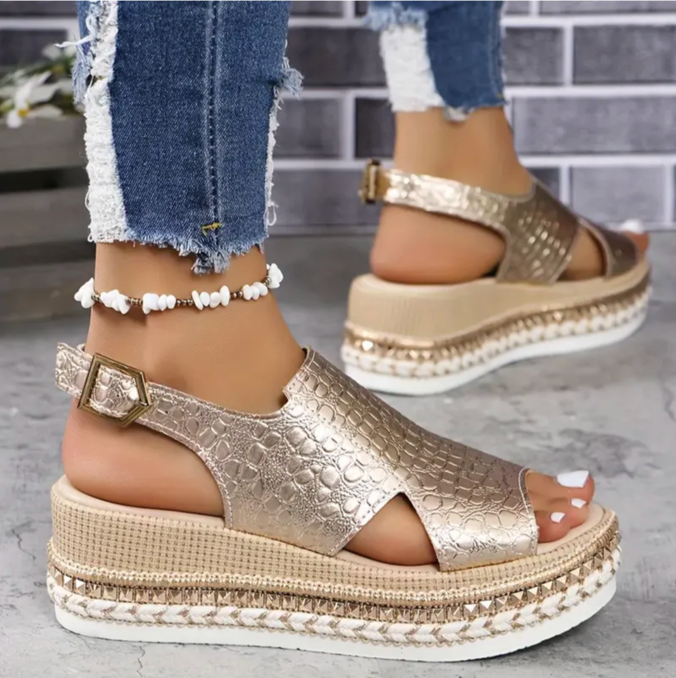 Sandales femme – Bout ouvert – Semelle plateforme – Bride réglable – Semelle confort