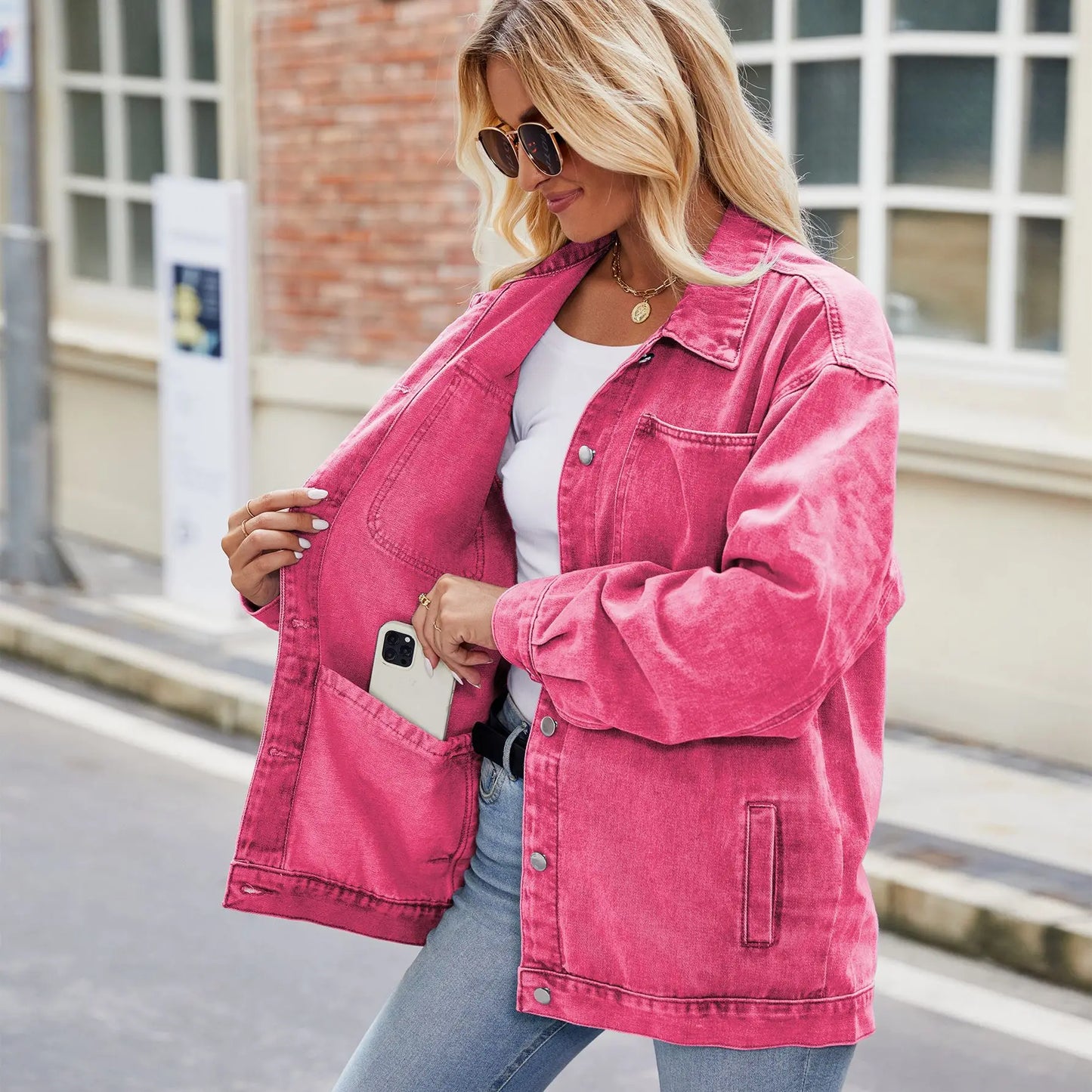 Veste en jean femme – Coupe décontractée – Poches poitrine – Style urbain boutonné