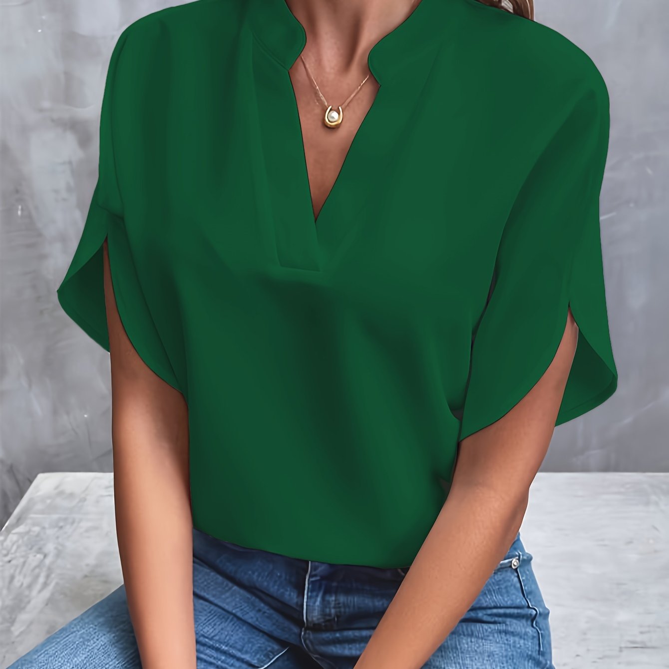Blouse femme – Coupe décontractée – Tissu luxueux – Col V ajouré – Manches évasées