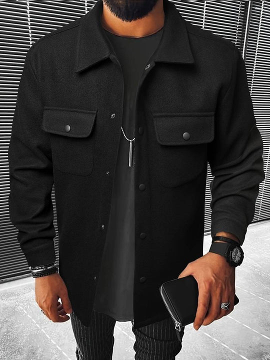Veste homme boutonnée – Coupe structurée – Tissu haut de gamme – Poches poitrine