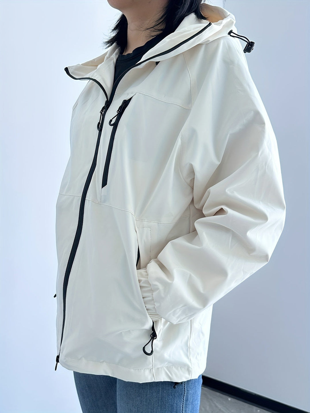 Veste imperméable femme – Coupe décontractée – Capuche ajustable – Fermeture zippée