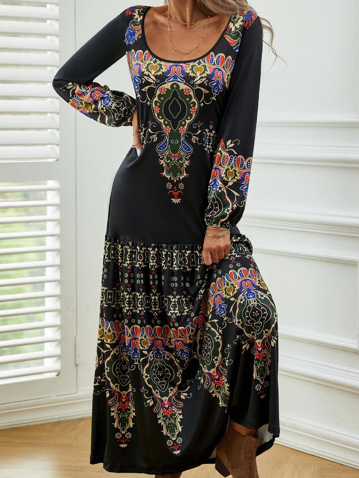 Robe longue femme – Coupe fluide – Imprimé vintage – Manches longues – Tissu respirant