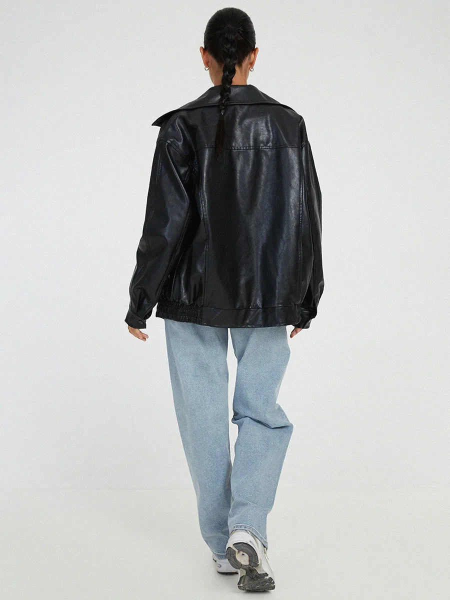 Blouson bomber femme – Coupe oversize – Aspect cuir lisse – Fermeture zippée