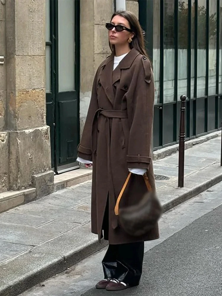 Manteau trench femme – Laine – Longueur totale – Coupe à ceinture – Double boutonnage