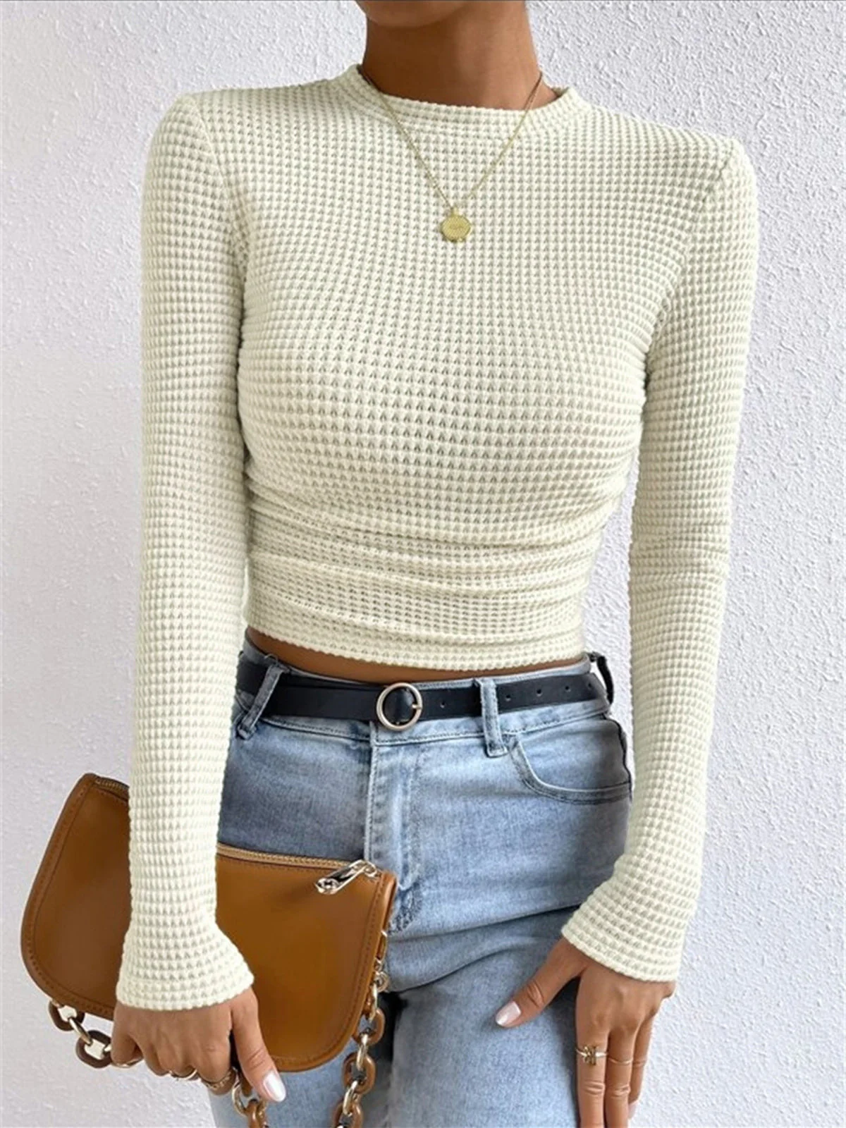 Sweatshirt femme – Coupe slim – Maille gaufrée – Court – Manches longues – Col montant