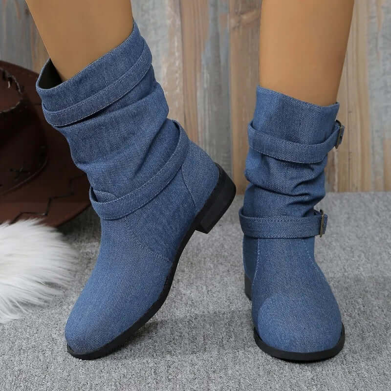 Bottes femme – Tissu souple – Coupe décontractée – Détail boucle – Semelle plate