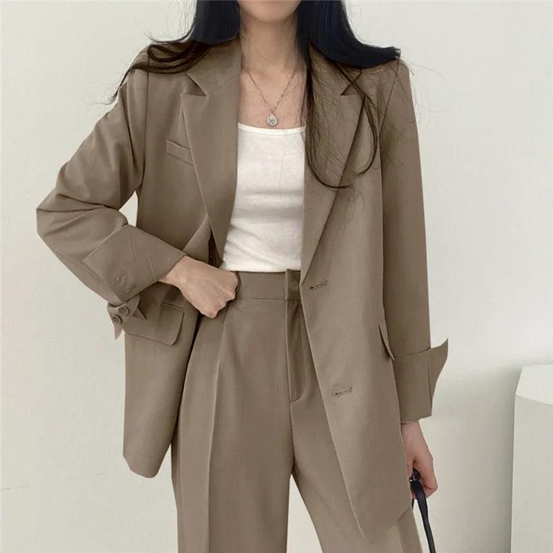 Blazer tailleur élégant et pantalon droit pour femmes - Style raffiné et confortable