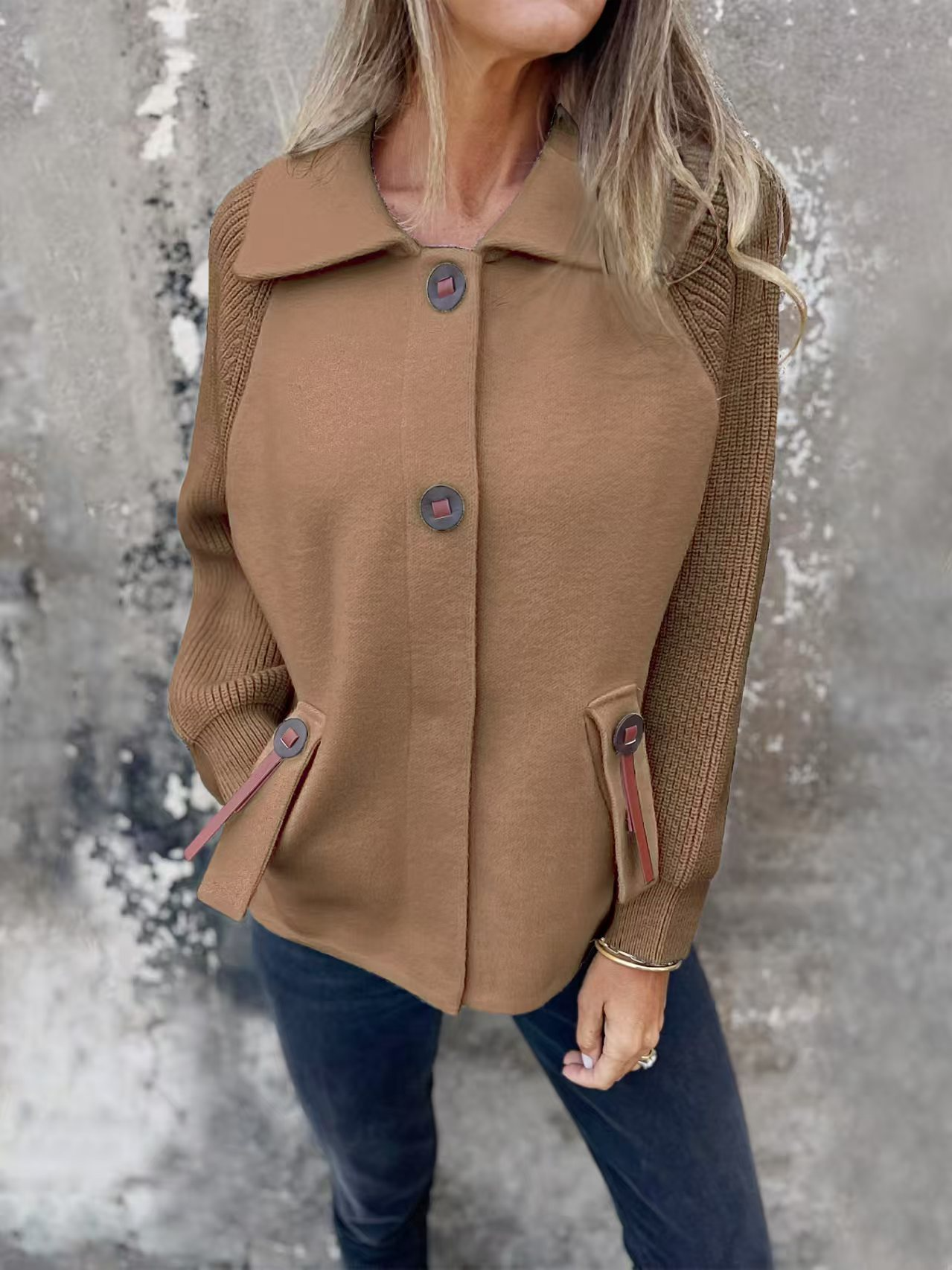 Veste femme – Coupe décontractée – Manches en maille texturée – Col à revers – Boutonnage frontal