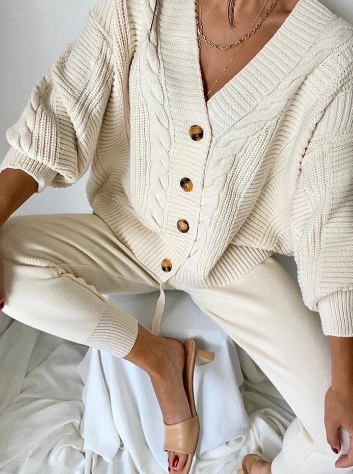 Ensemble Femme en Maille – Cardigan Détendu en Laine – Pantalon Ajusté Côtelé