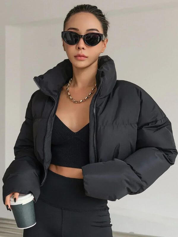 Veste Puffer Femme – Coupe Courte – Finition Brillante – Silhouette Boxy Matelassée