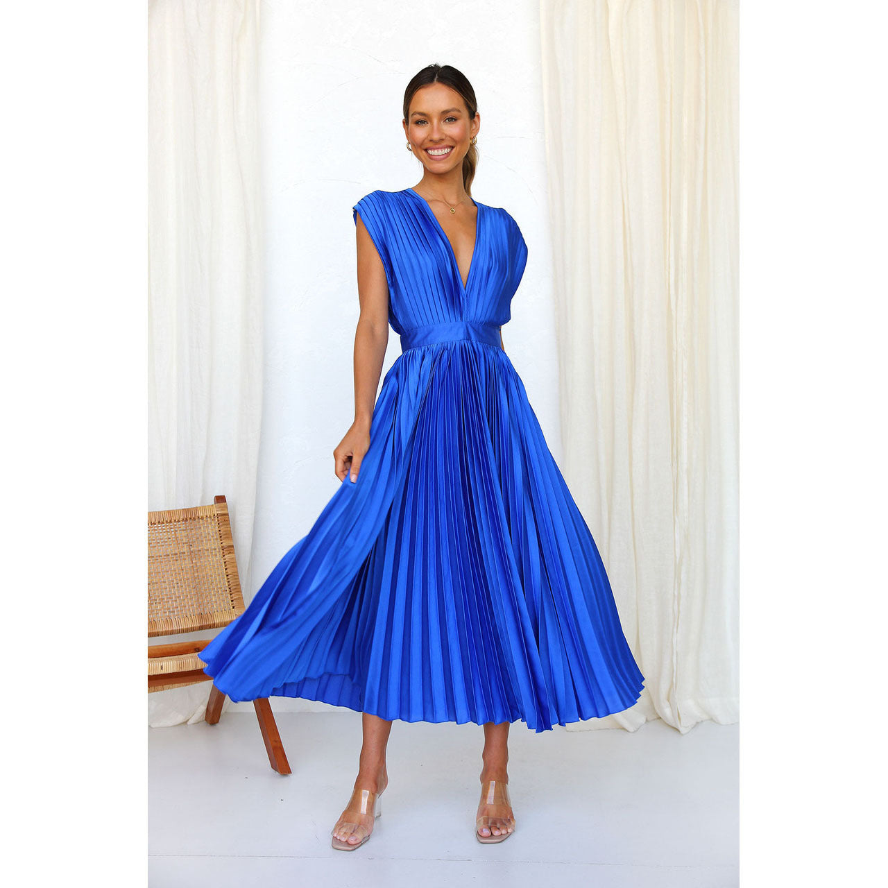 Robe Midi Femme - Sans Manches - Décolleté V - Plissée Élégante - Taille Cintrée