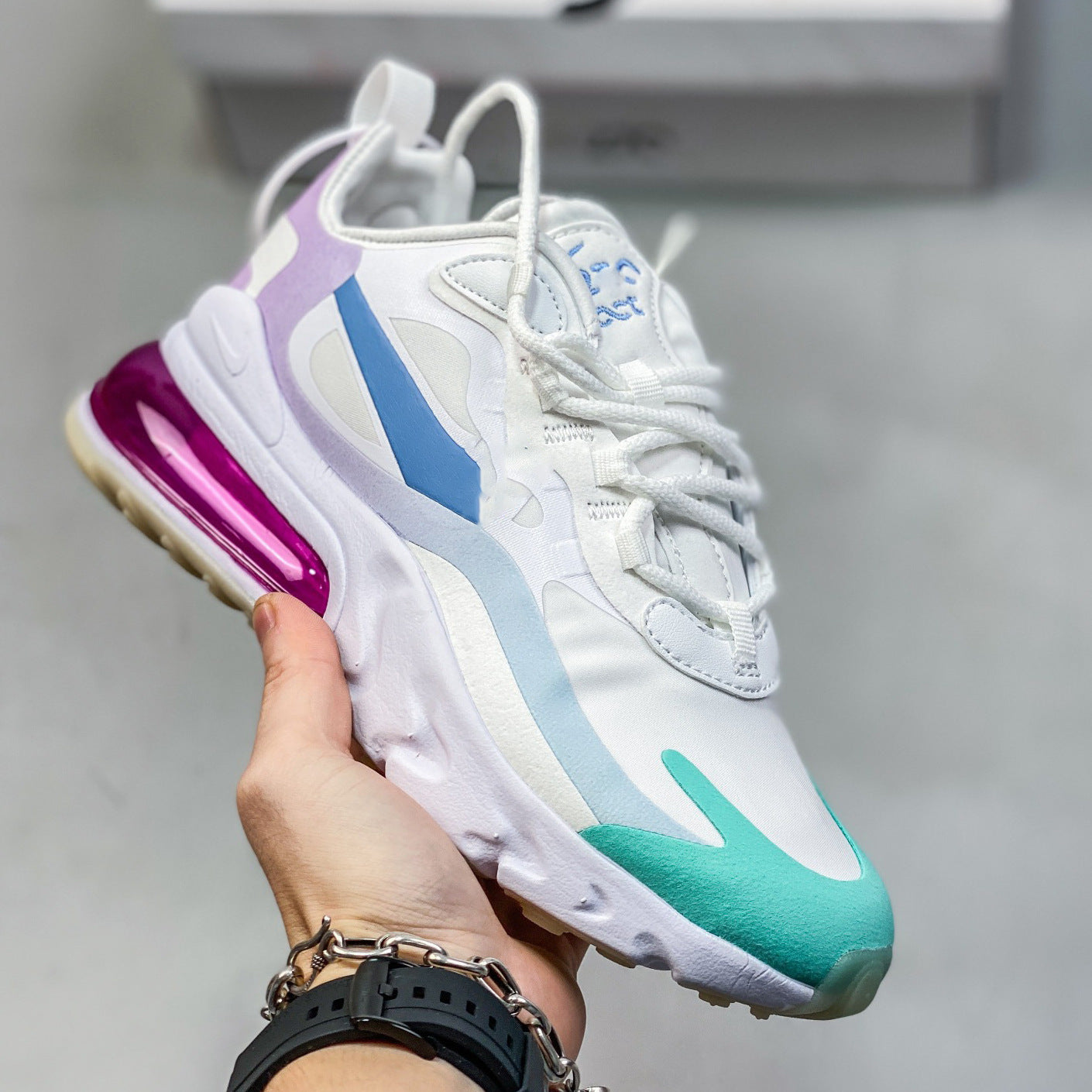 Baskets Unisexe - Semelle Épaisse - Respirantes et Confortables - Style Streetwear
