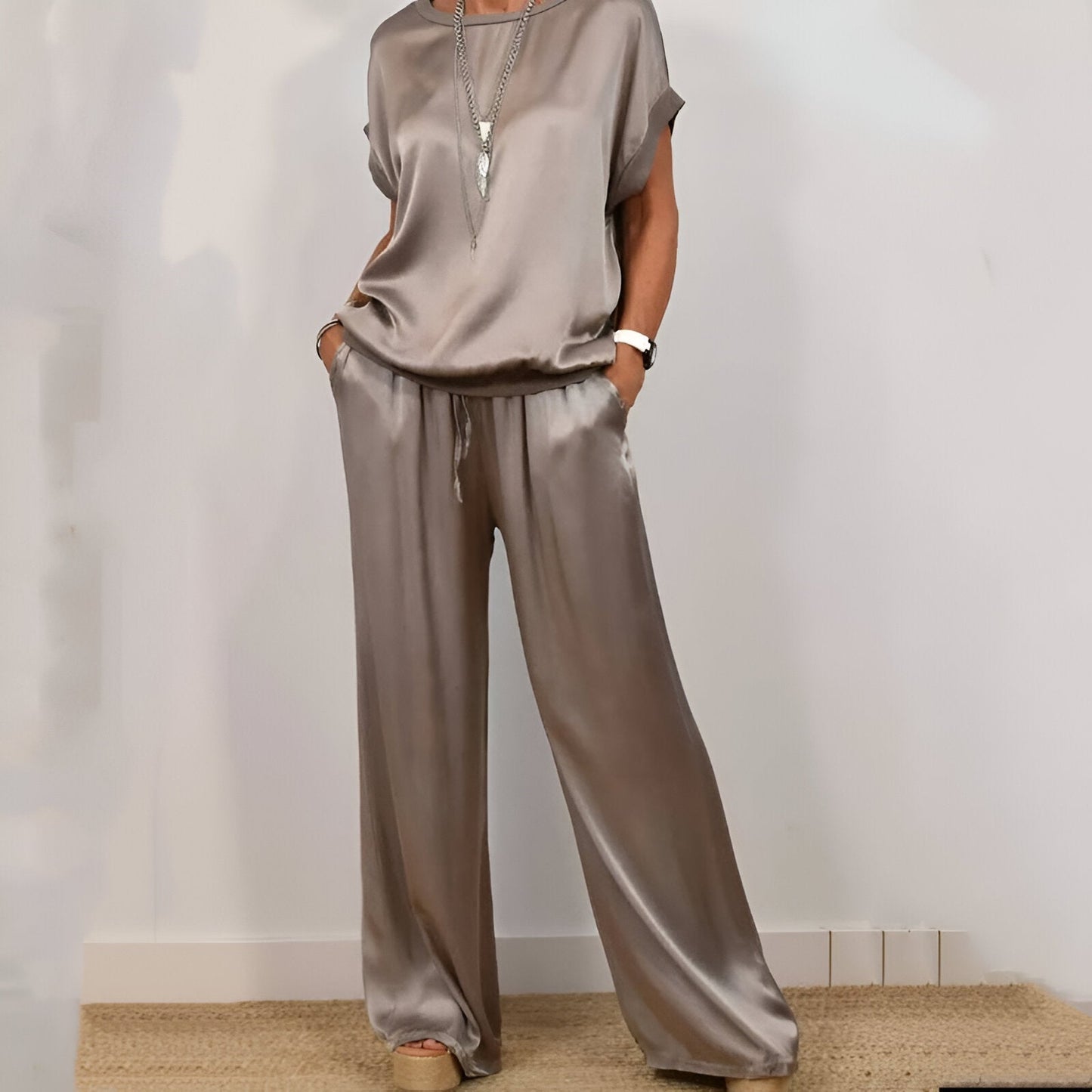 Ensemble Deux Pièces Femme – Coupe Ample – Tissu Doux – Pantalon Large à Cordon – Poches