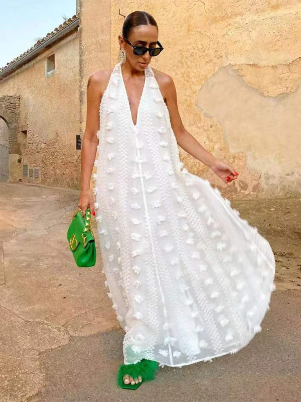 Robe Maxi Femme - Décolleté V - Sans Manches - Tissu Léger - Détails Texturés Élégants