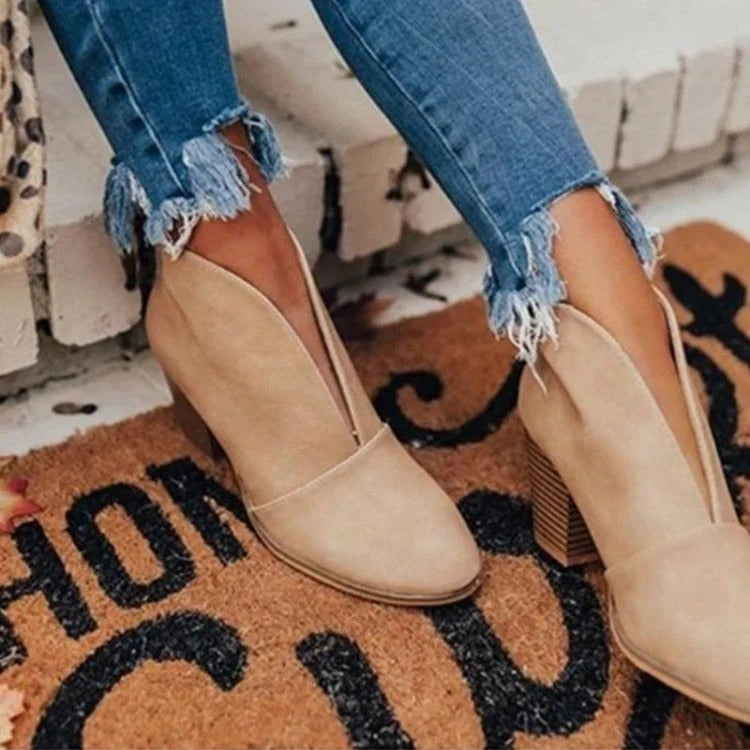 Bottines femme – Coupe fuselée élégante – Finition mate douce – Talon bloc stable