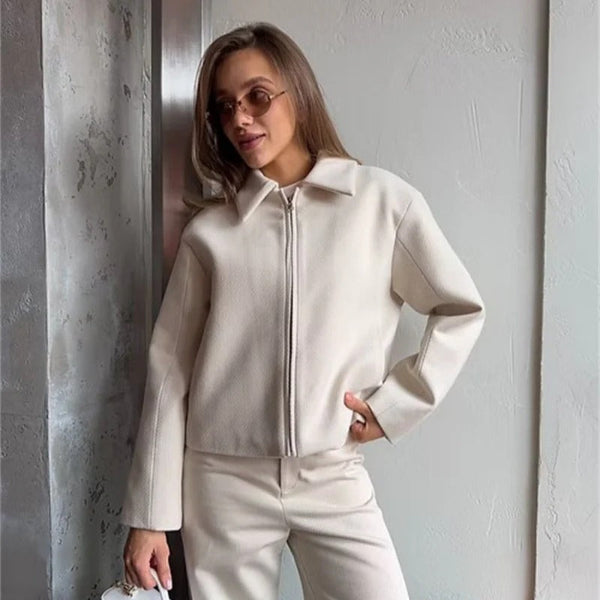 Veste zippée femme – Coupe structurée – Col classique – Manches longues – Coton