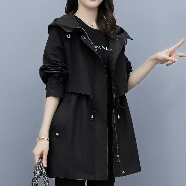 Manteau trench femme – Coupe droite – Coton léger – Taille ajustable – Capuche