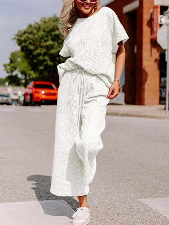Ensemble Femme – Coupe Décontractée – Maille Douce – Haut Manches Courtes et Pantalon Large