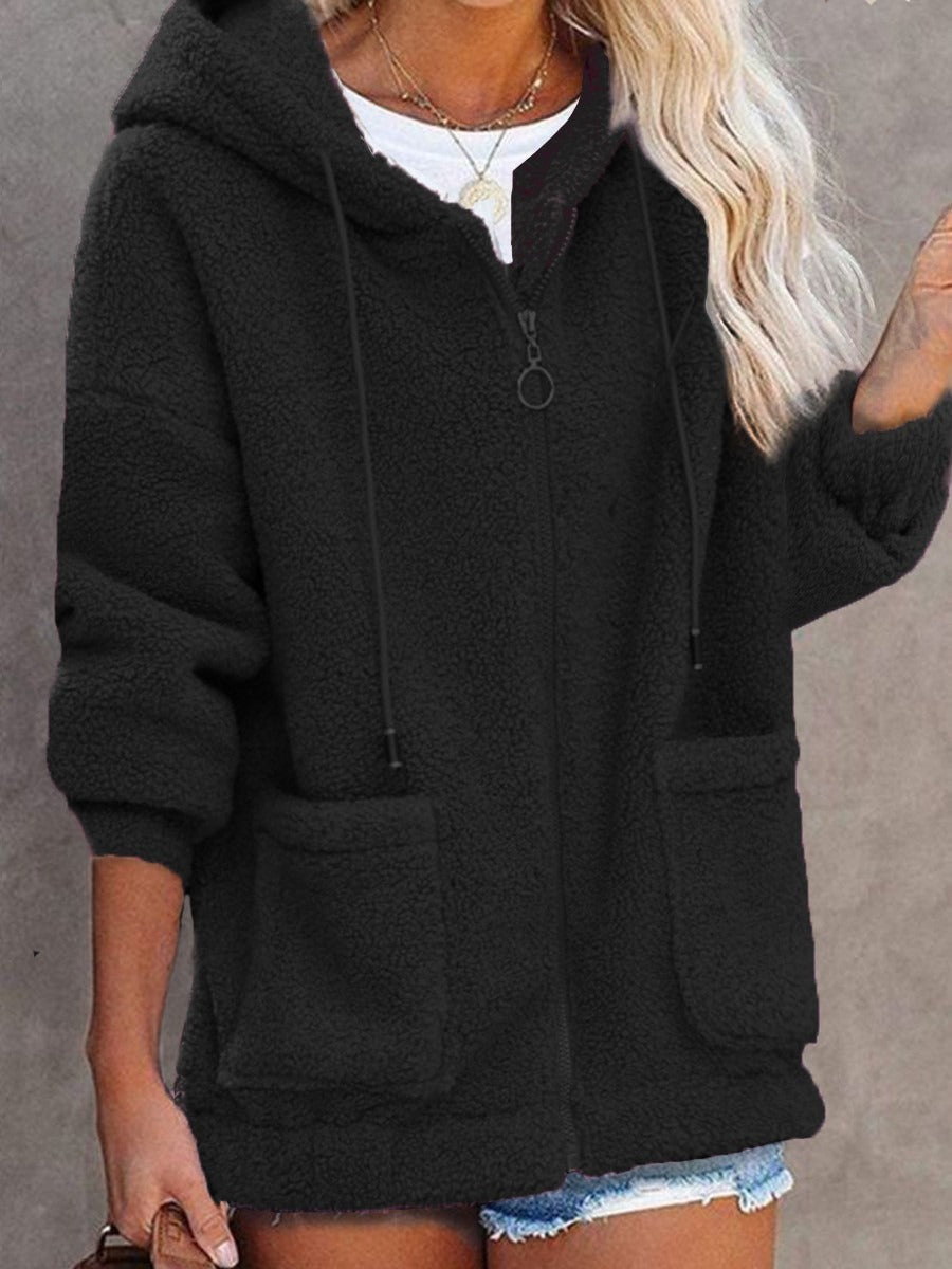 Veste à capuche femme – coupe oversize – texture sherpa douce – poches zippées