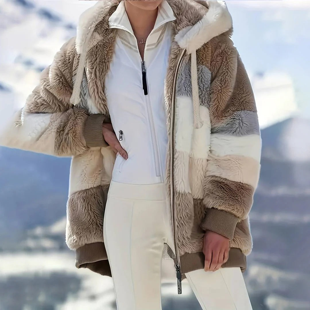 Veste polaire femme – Coupe oversize – Capuche zippée – Motif rayé – Finitions côtelées