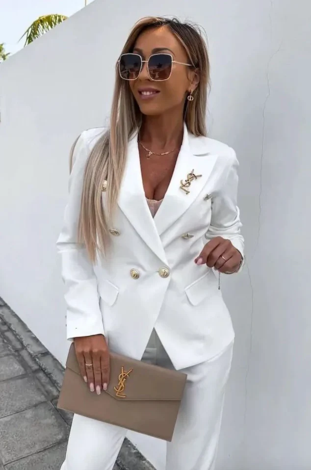 Tailleur femme – Blazer croisé cintré – Pantalon slim taille haute élégant