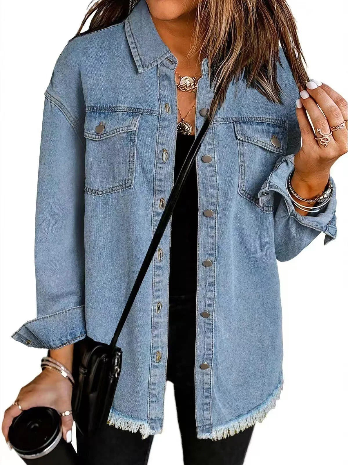 Veste en jean femme – Coupe décontractée – Ourlet effiloché – Boutons métalliques