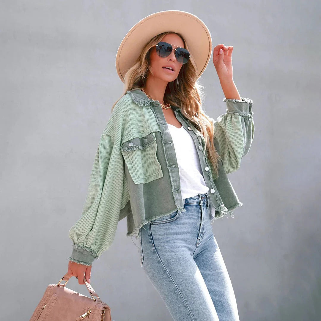Veste femme – Coupe décontractée – Maille gaufrée – Manches ballon – Ourlet à franges