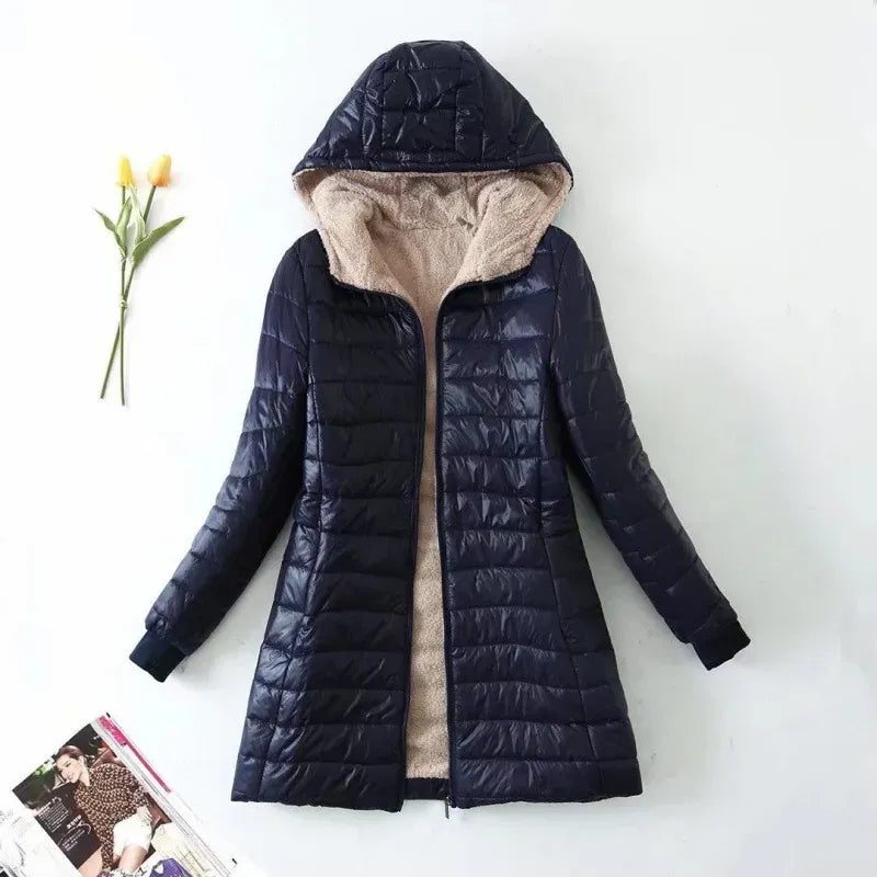 Veste matelassée femme – Coupe droite – Capuche – Doublée polaire – Déperlante