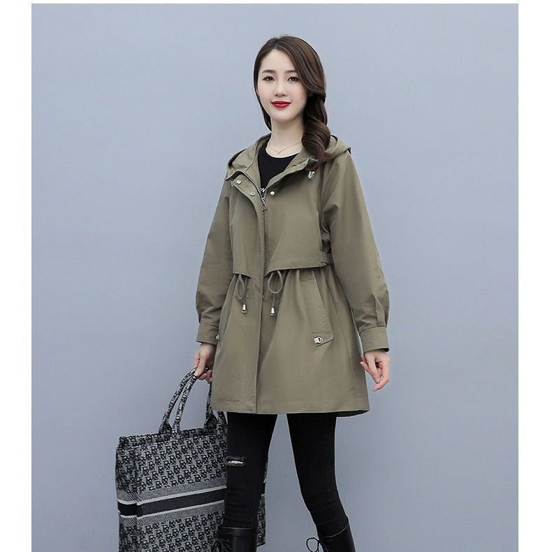 Manteau trench femme – Coupe droite – Coton léger – Taille ajustable – Capuche