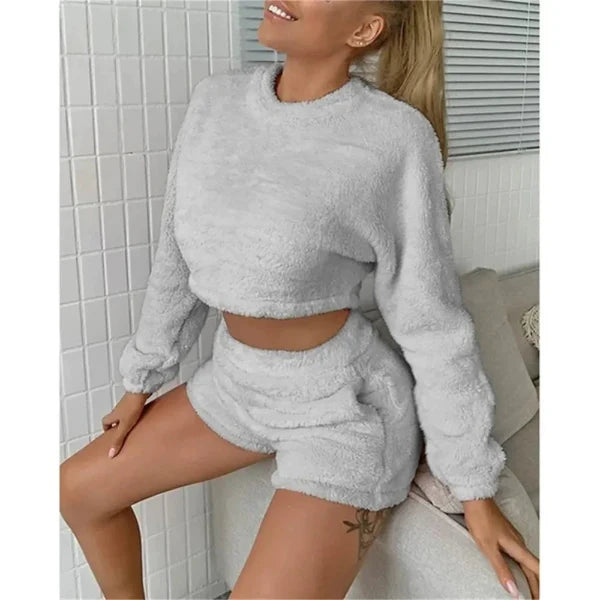 Ensemble loungewear femme – Haut court manches longues – Short taille haute doux