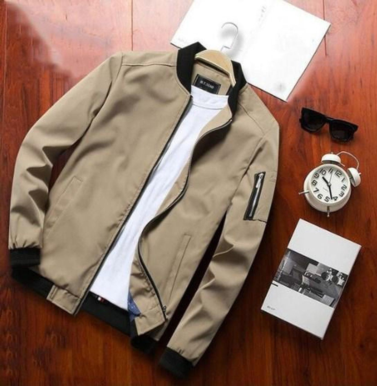 Blouson bomber homme – Coupe classique – Tissu déperlant – Poche zippée manche