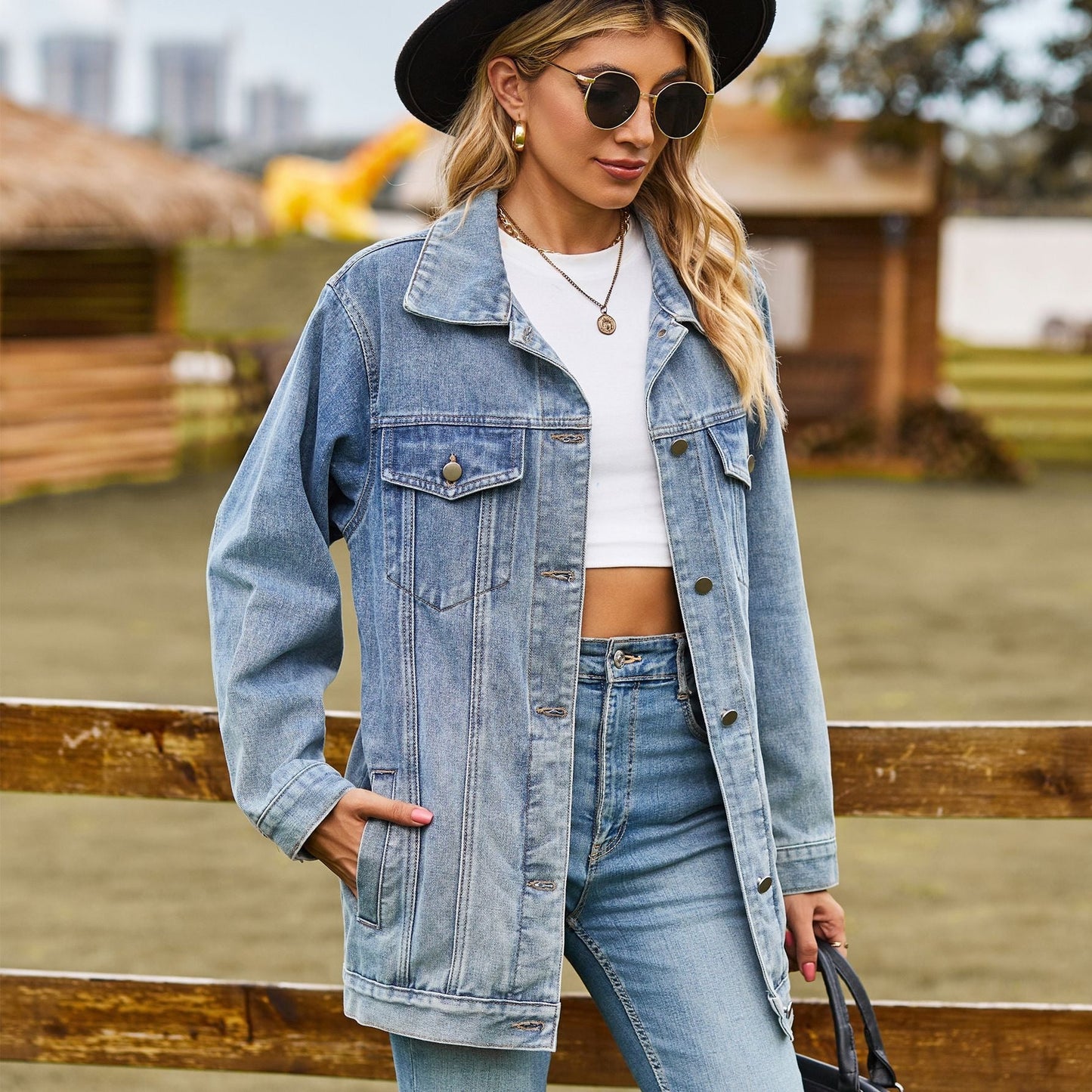 Veste en jean femme – Coupe ample – Longueur hanches – Fermeture boutonnée
